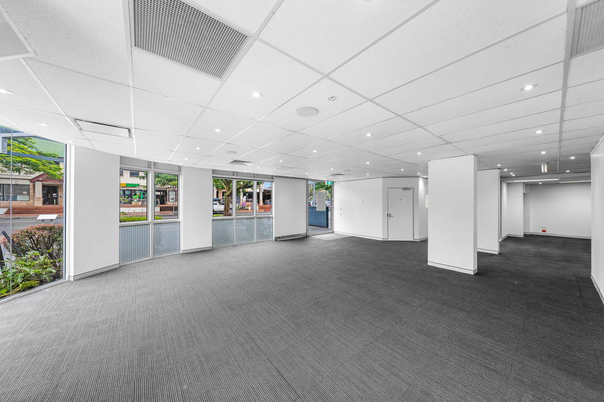 217sqm Ground Floor Tenancy. Multiple  Suitable Uses. 4 Onsite Car Spaces