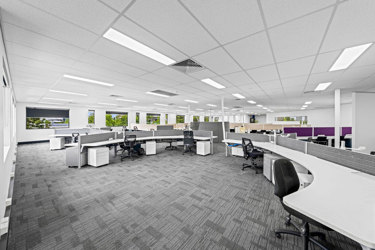 300-714sqm Prime Fully Fitted Office. 25 Car Parks Onsite.