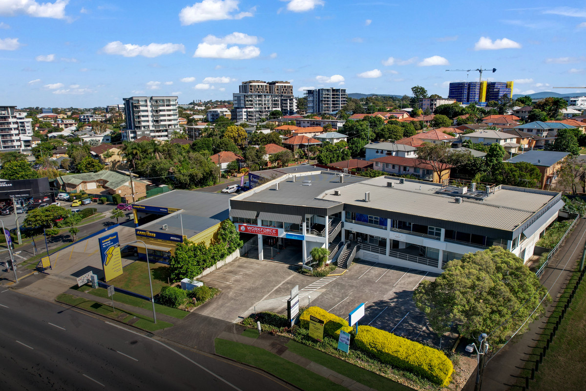 160sqm-663sqm of Retail/Medical/Office Directly Opposite Westfield Shopping Centre