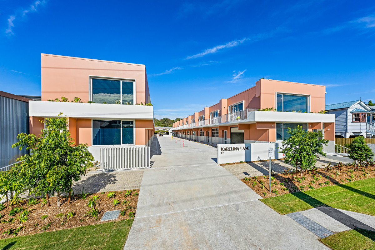 Premium Boutique 127sqm Office & Warehouse. 2 Car Spaces + Visitor Spaces