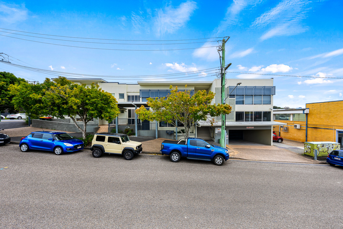 116sqm Office/Retail/Other Space. Abundance of Natural Light.