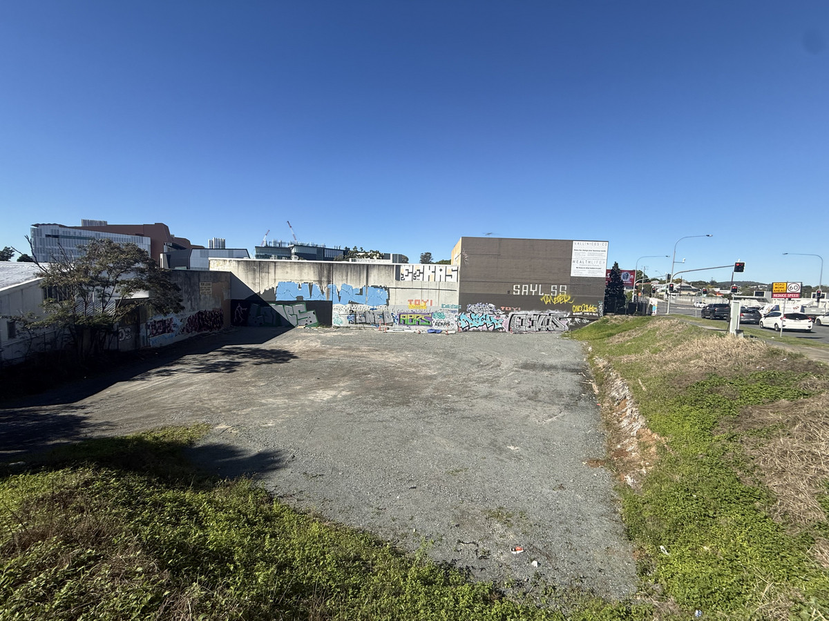 1,550sqm Hardstand with Prime Annerley Road Exposure