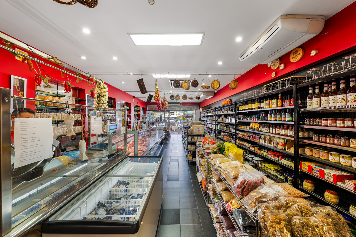 80sqm Prime Retail Space | Join Busy Centre