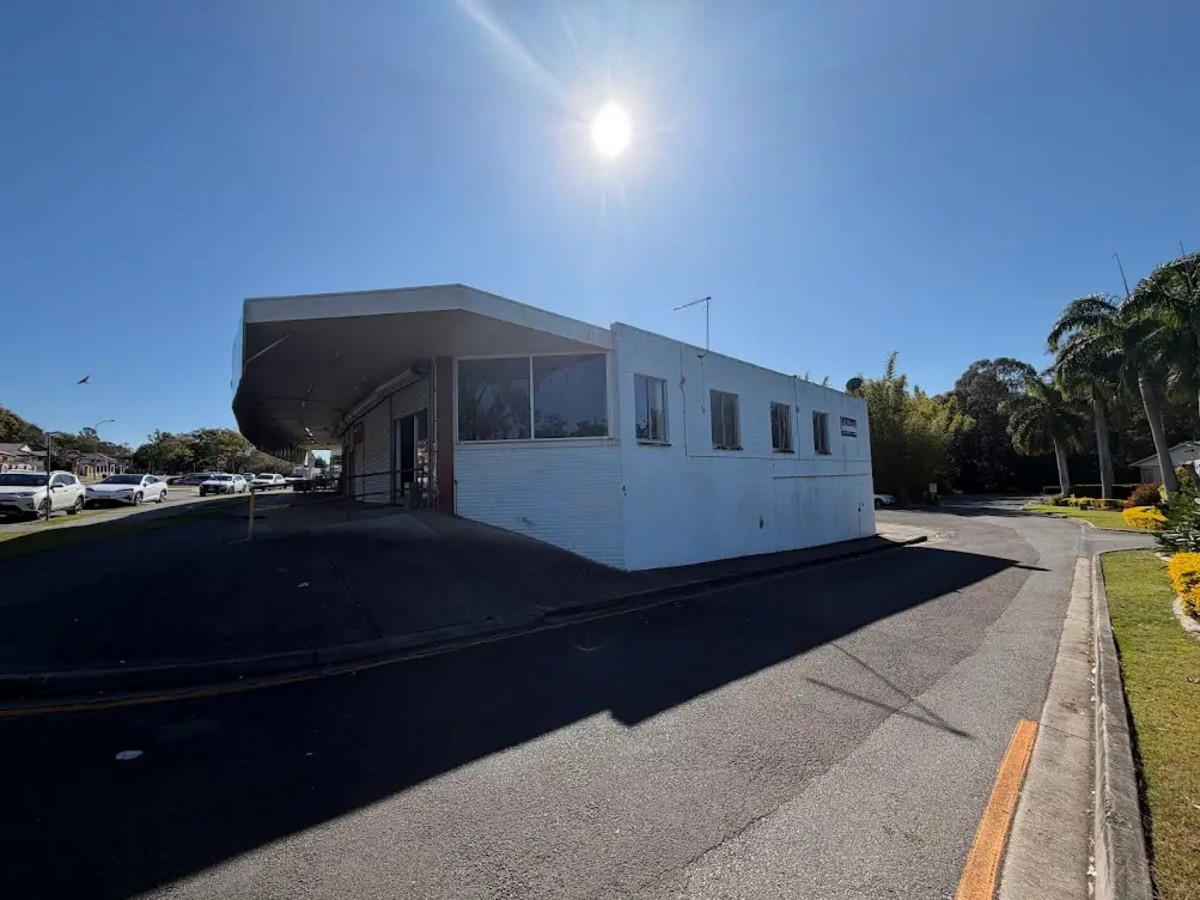 70sqm Retail Shop. Front & Rear Access | Deal to be Done