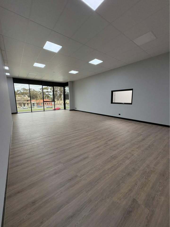 Brand new Wearhouse available for immediate occupancy on busy Ballarat road Deer Park
