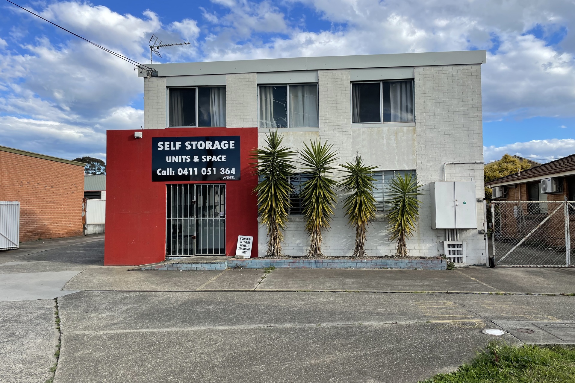 SELF STORAGE UNIT  FOR LEASE