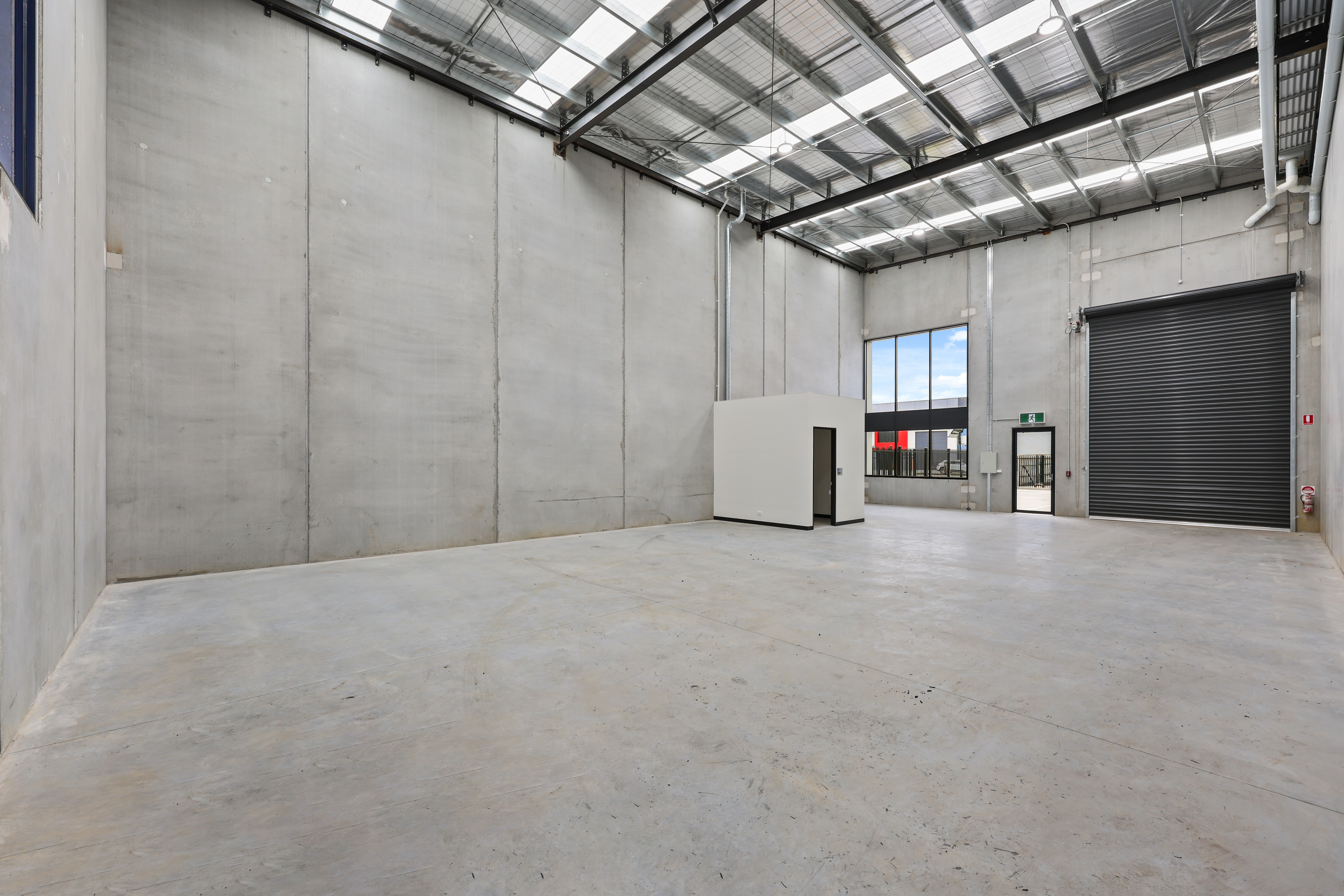 High Clearance, High Quality Warehouse in the Heart of Springvale