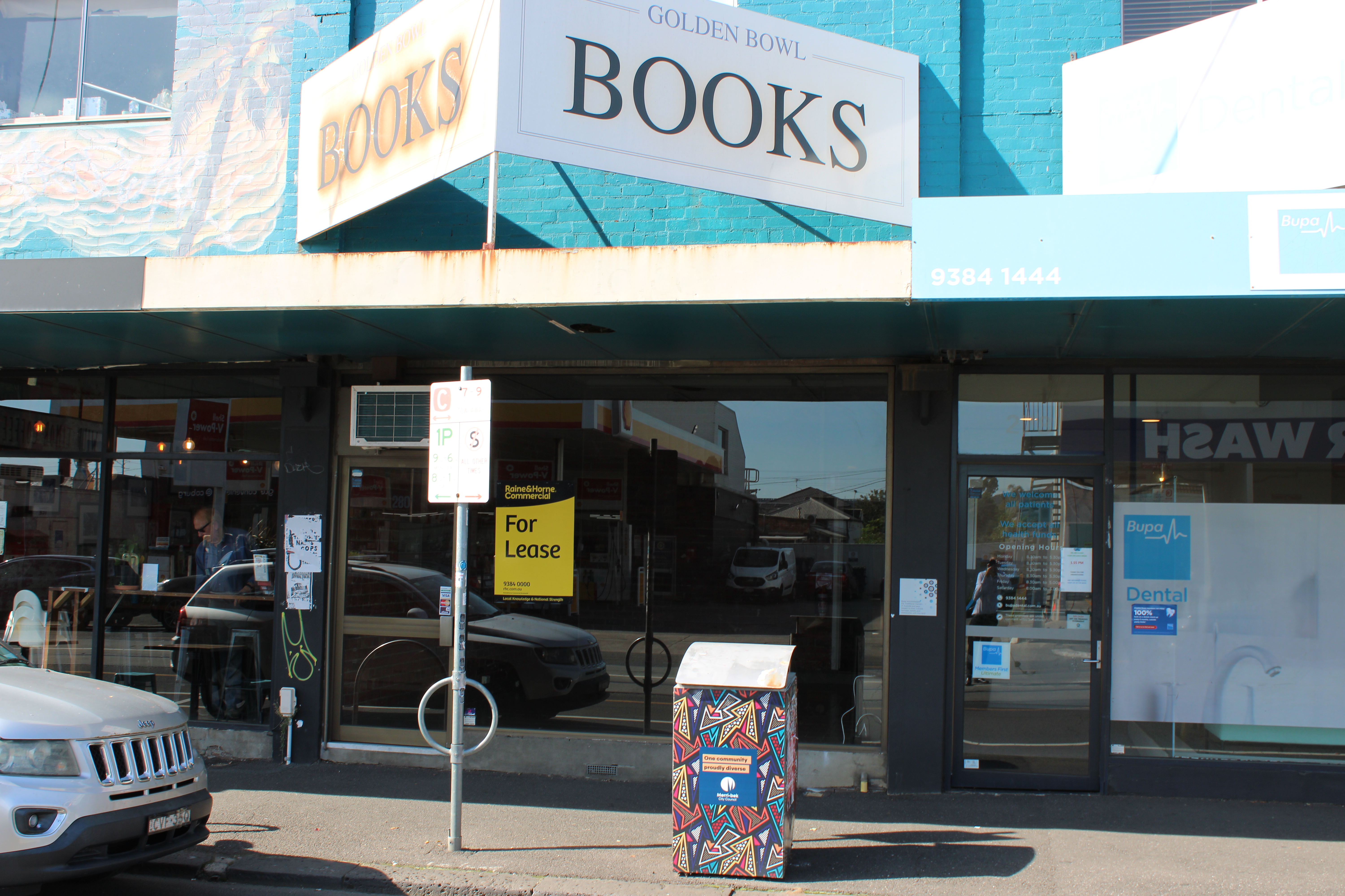 2 Level Retail/Office in Prominent Sydney Rd Location!