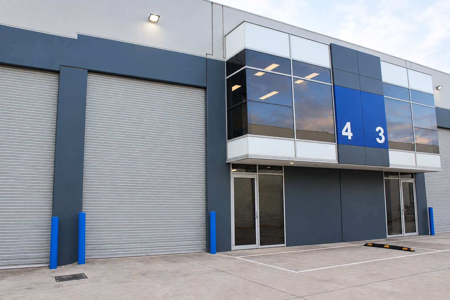 OFFICE/WAREHOUSE OPPORTUNITY IN BEST POCKET OF SOMERTON