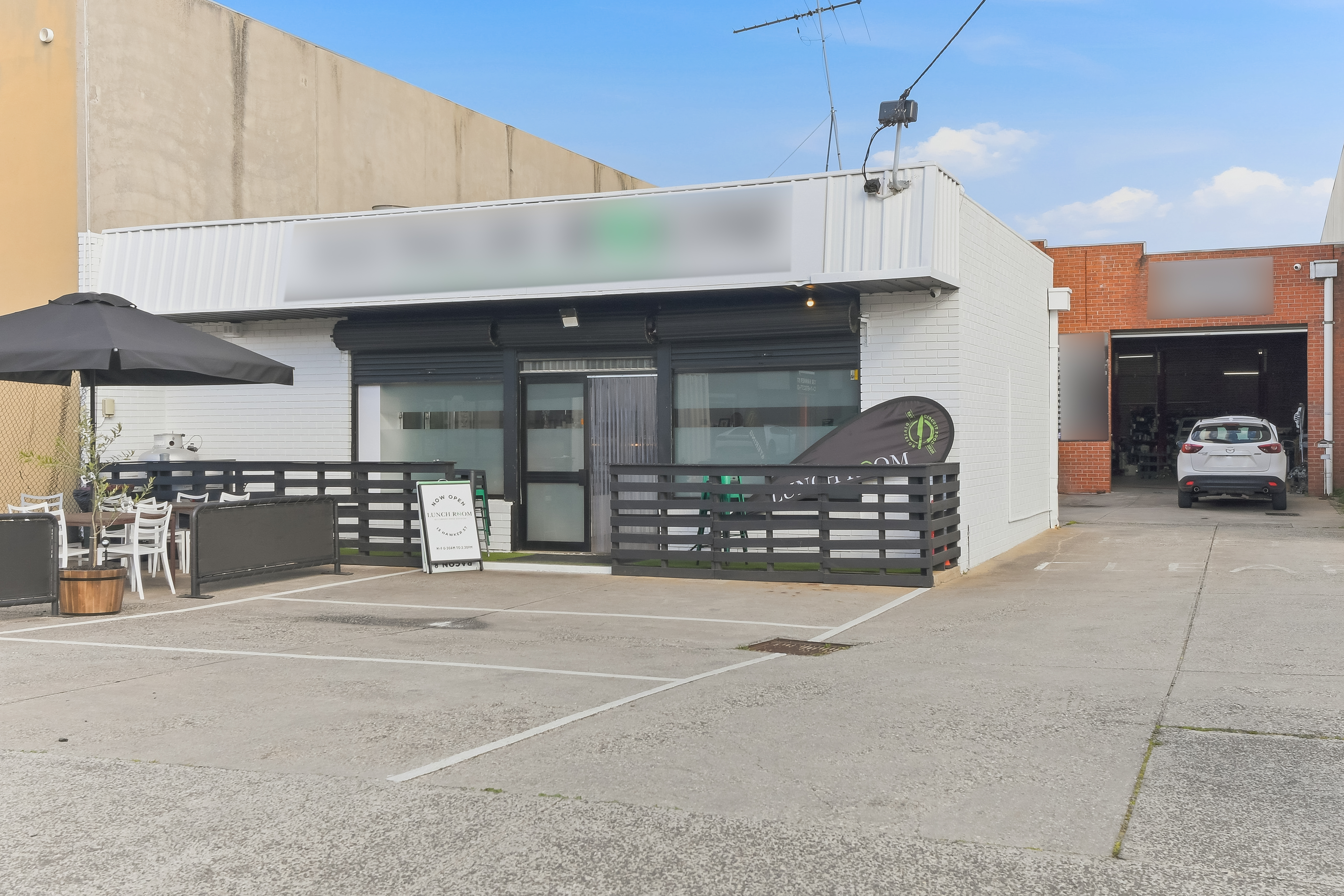 WHAT ARE YOU WAITING FOR! DUAL TENANCIES IN PRIME LOCATION.