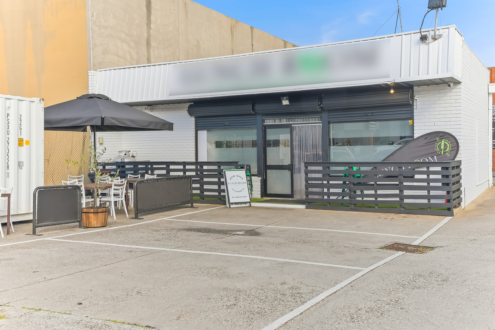 WHAT ARE YOU WAITING FOR! DUAL TENANCIES IN PRIME LOCATION.