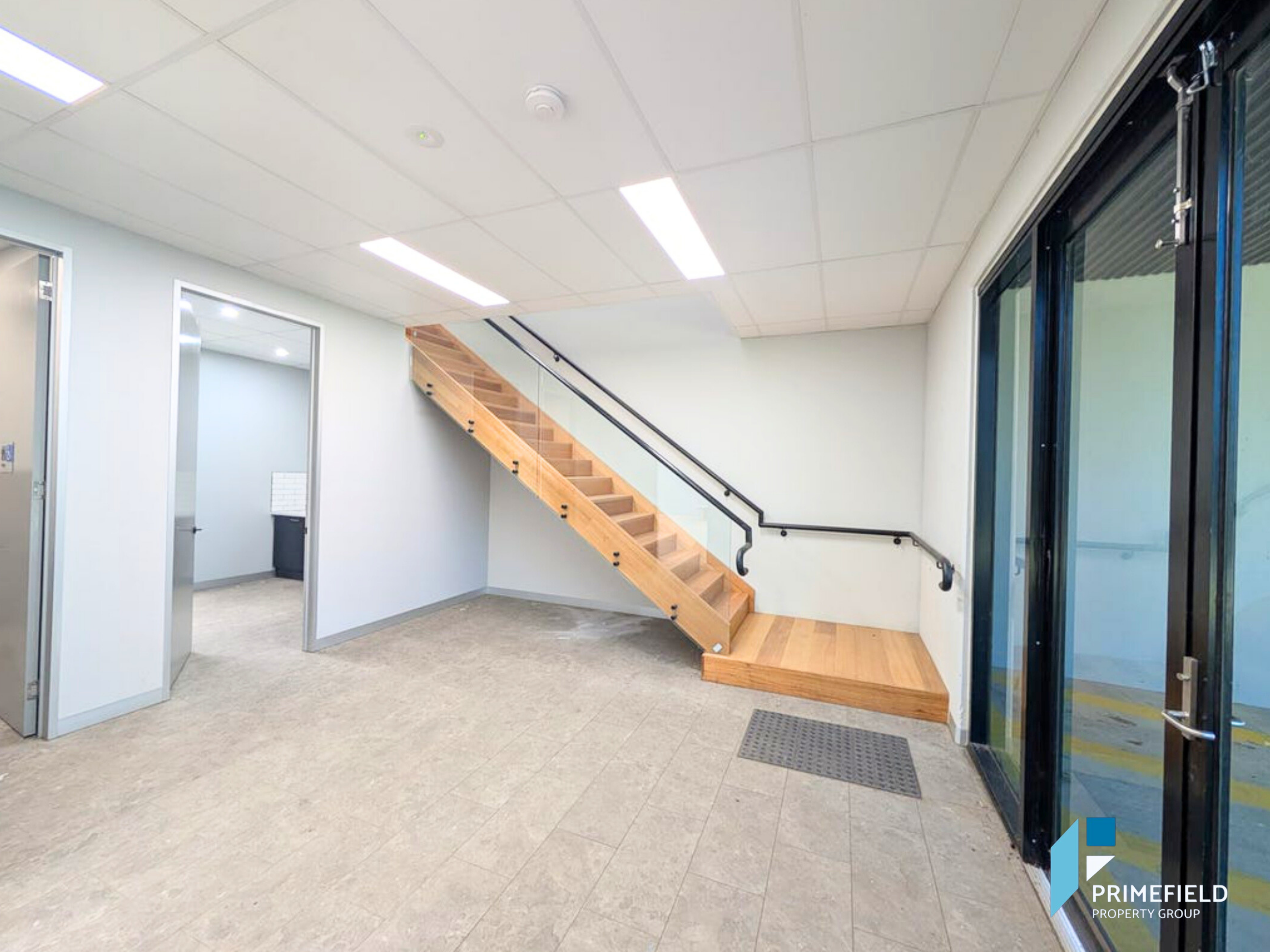 For SALE / LEASE - Brand New Office/Warehouse with Secure Yard !!