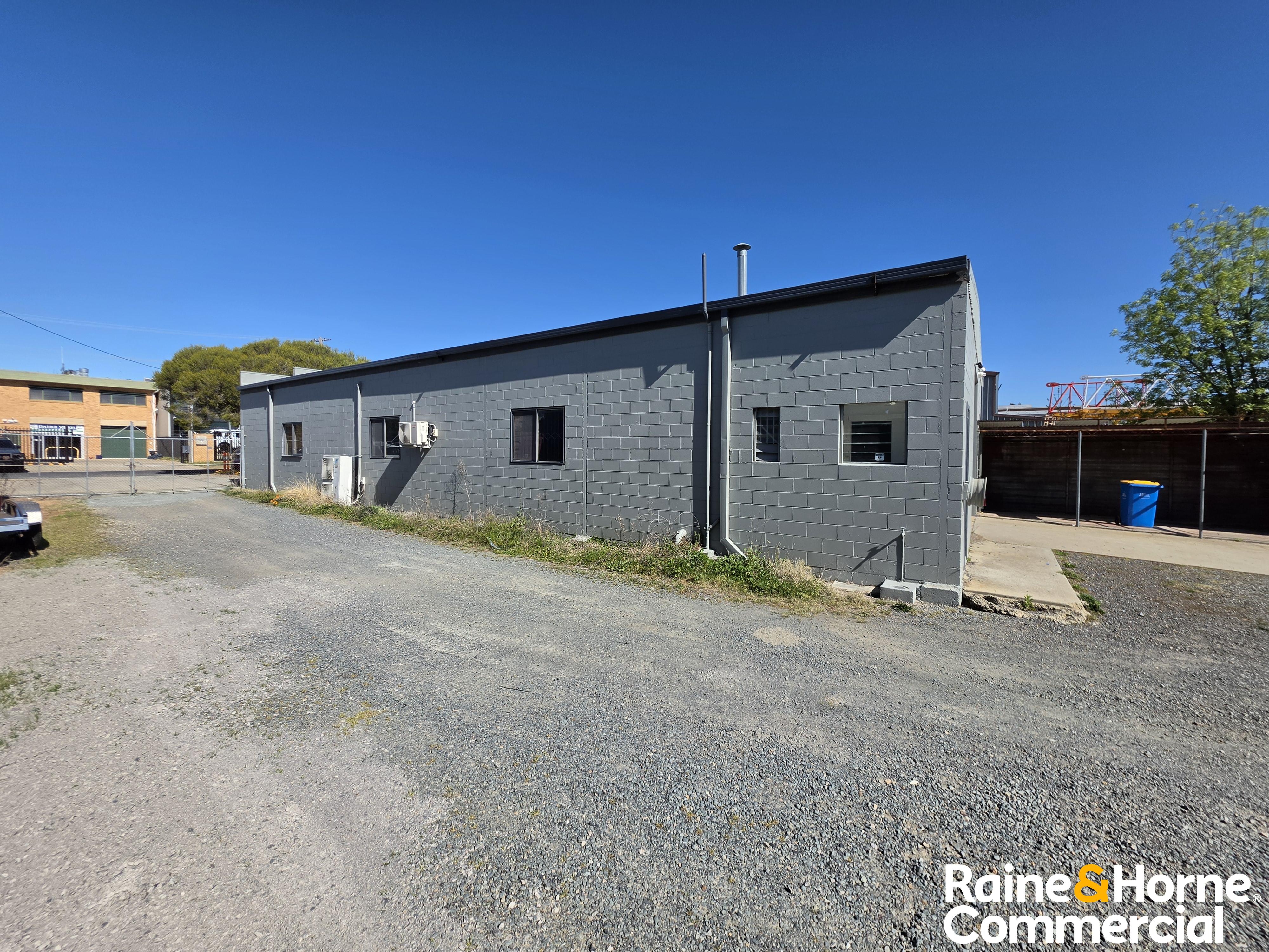 Functional Freestanding Office & Warehouse with Secure Yard