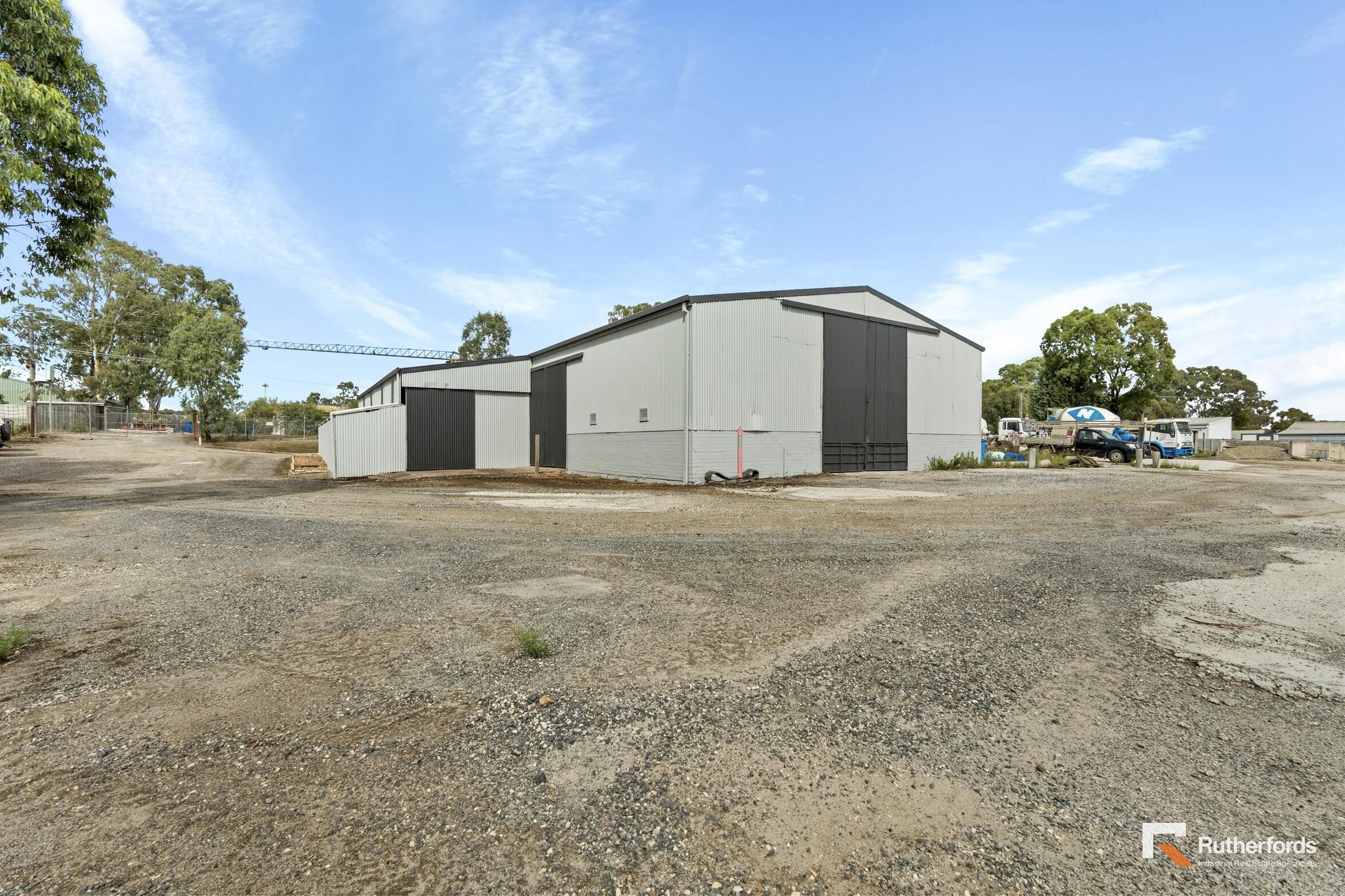 NEWLY RENOVATED - EXPANSIVE HARDSTAND