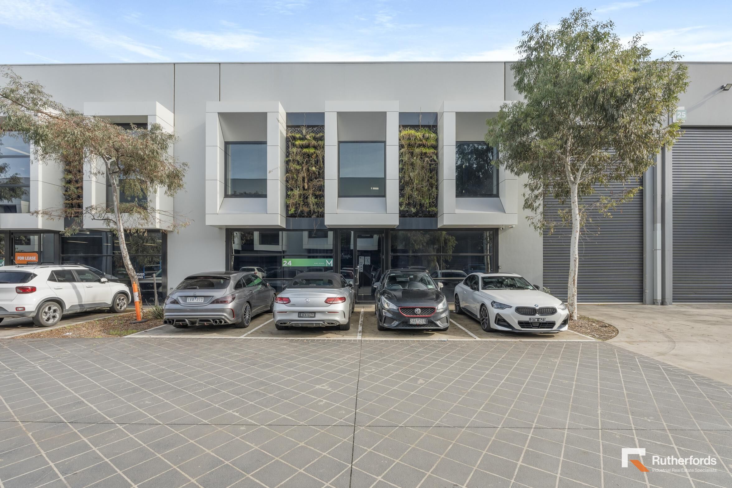 Premium Industrial Unit in BlueChip Thomastown Location