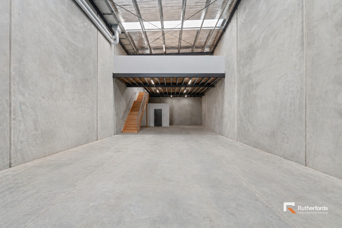MODERN INDUSTRIAL UNIT - Available Now!
