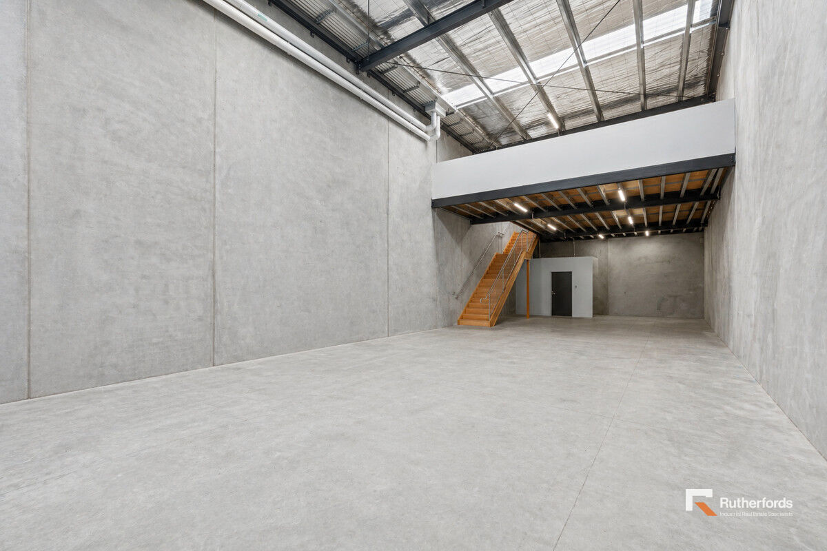 MODERN INDUSTRIAL UNIT - Available Now!
