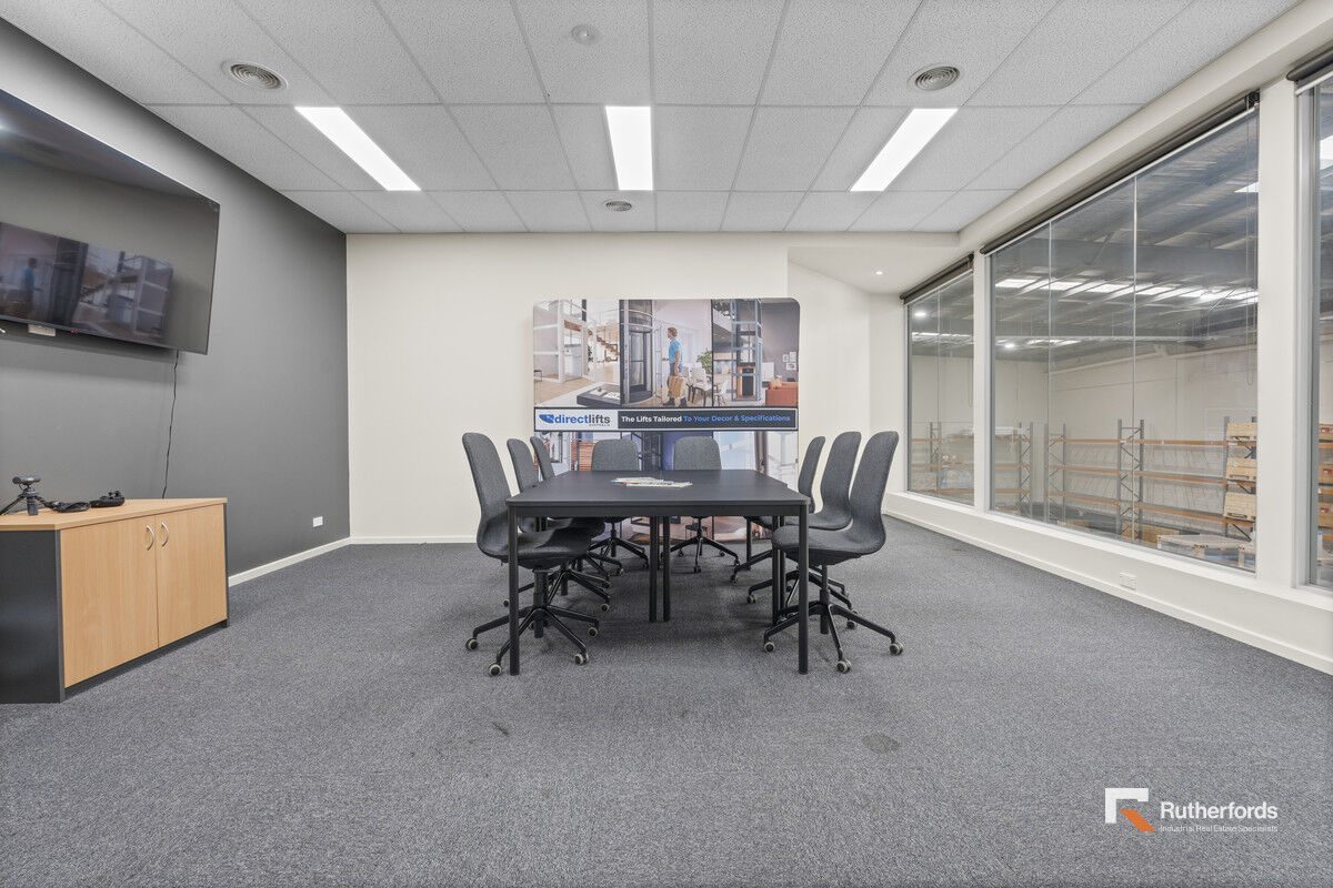 Huge Power Supply, Prestigious Offices, Large Mezzanine!
