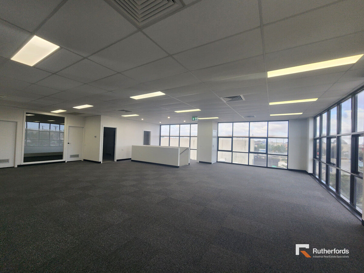 PRIME LOCATION - Near Melbourne Airport!