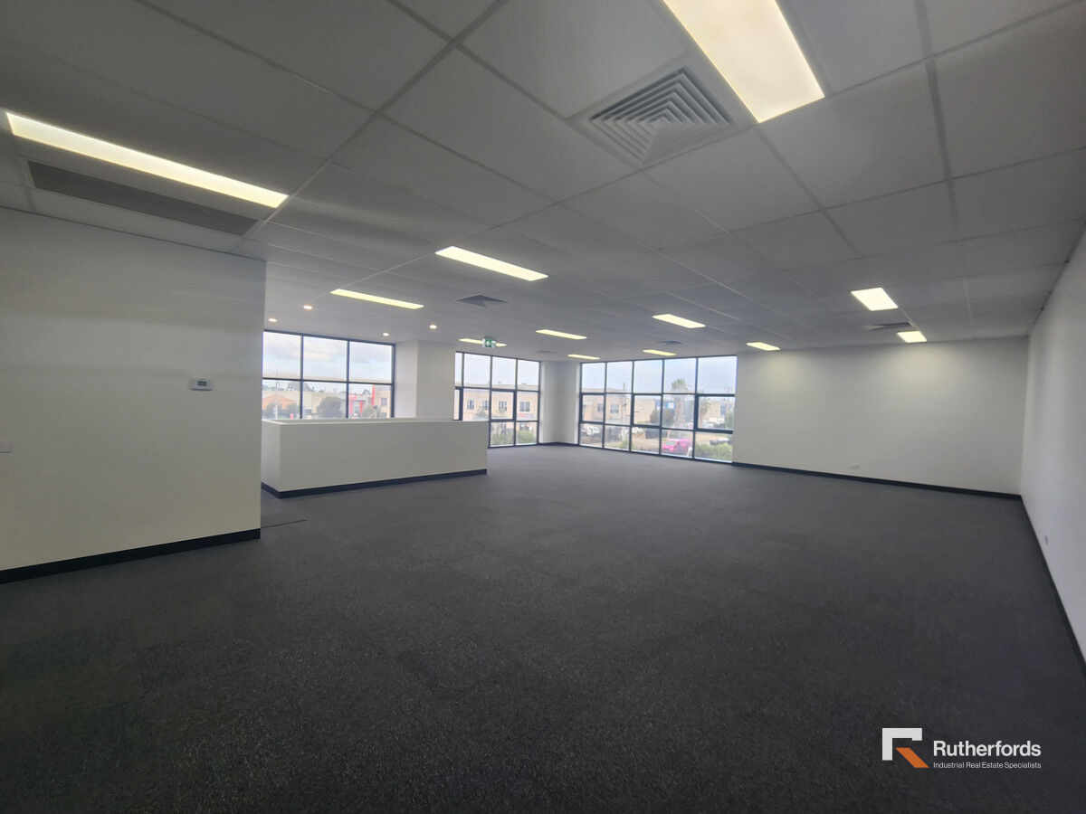PRIME LOCATION - Near Melbourne Airport!
