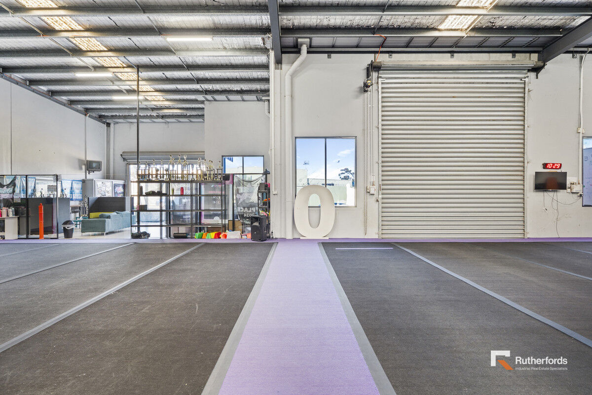 Modern Office Warehouse | Airport Precinct Location