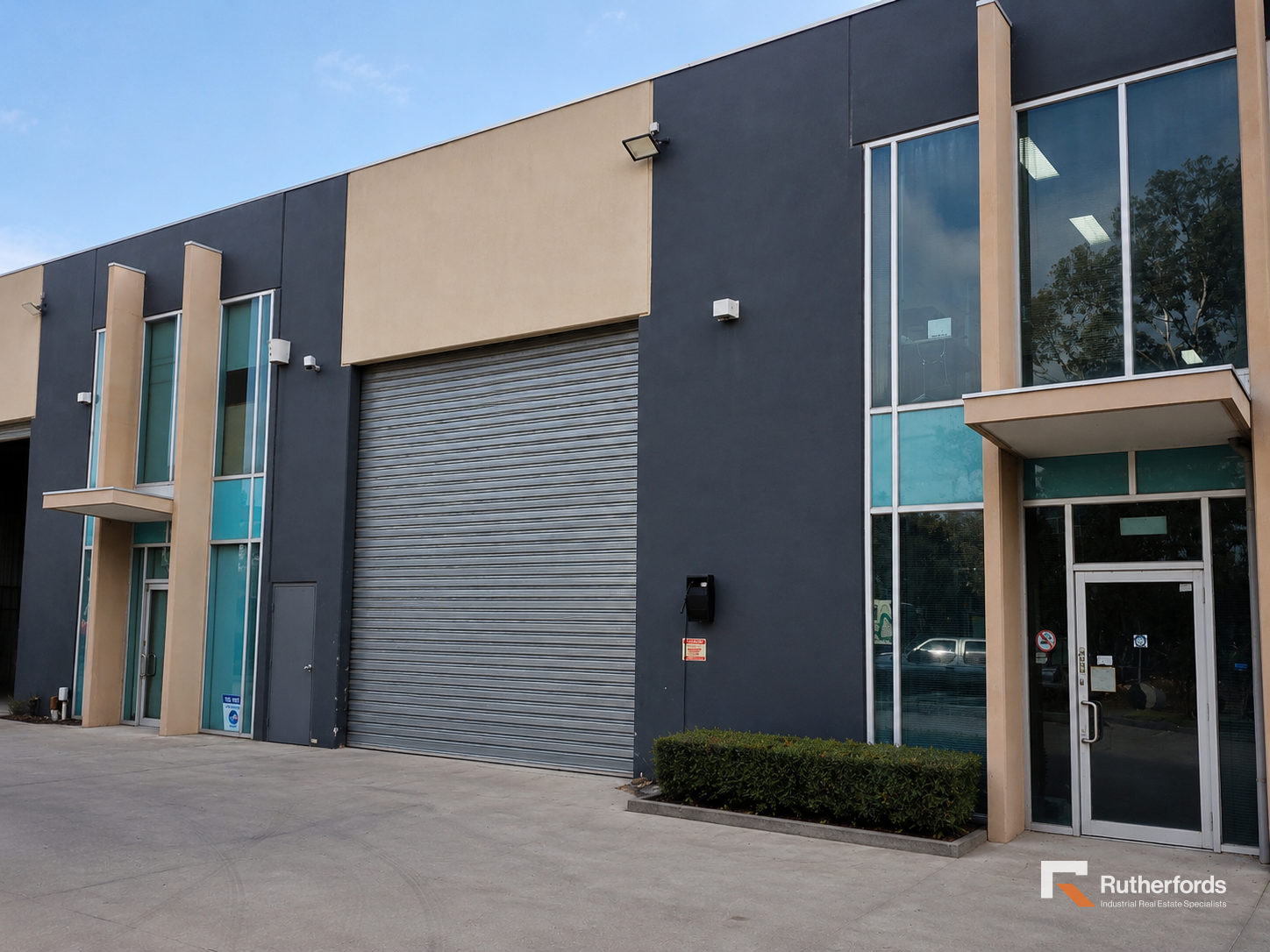 Strategically Positioned Office/Warehouse with Outstanding Connectivity