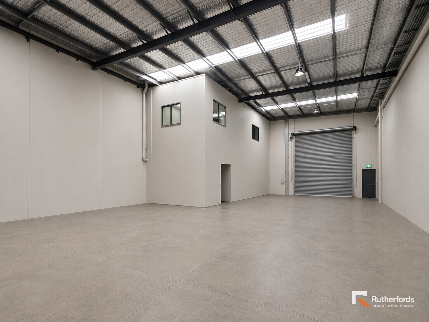 Strategically Positioned Office/Warehouse with Outstanding Connectivity