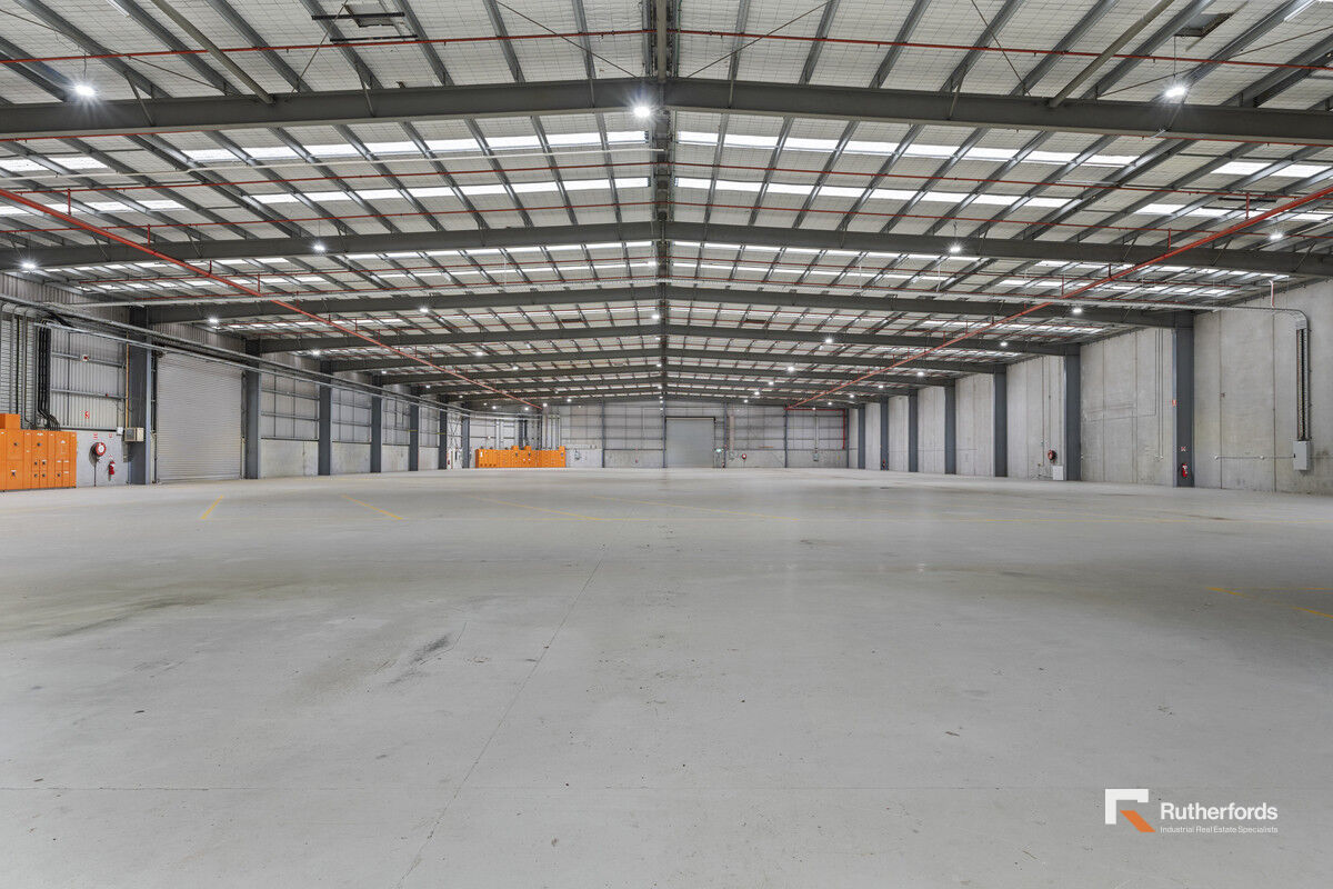 Large Yard, Huge Power Supply, Excellent Access