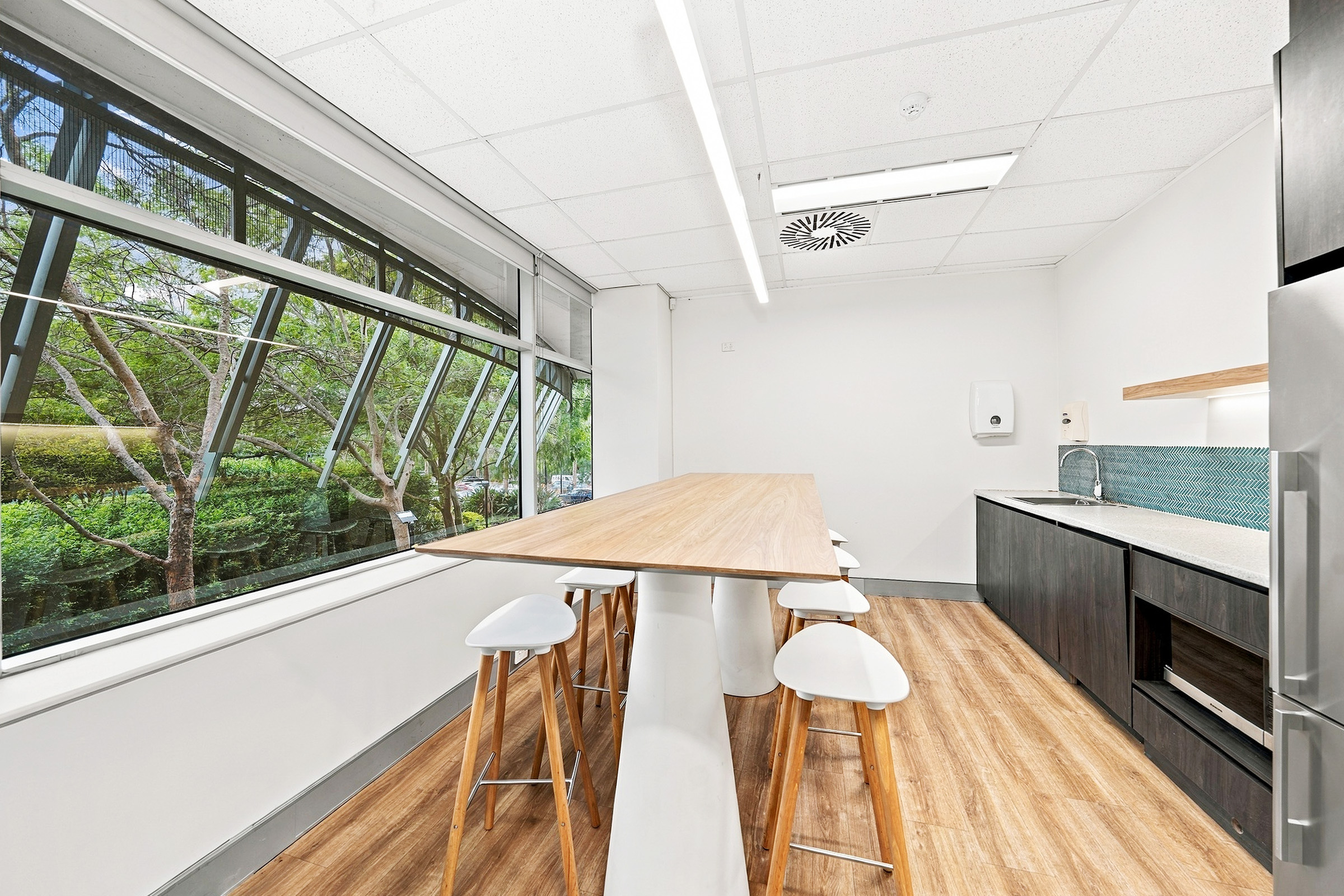 155sqm (approx) Ready For Occupancy | Rare Corner Suite | Business Park Opportunity