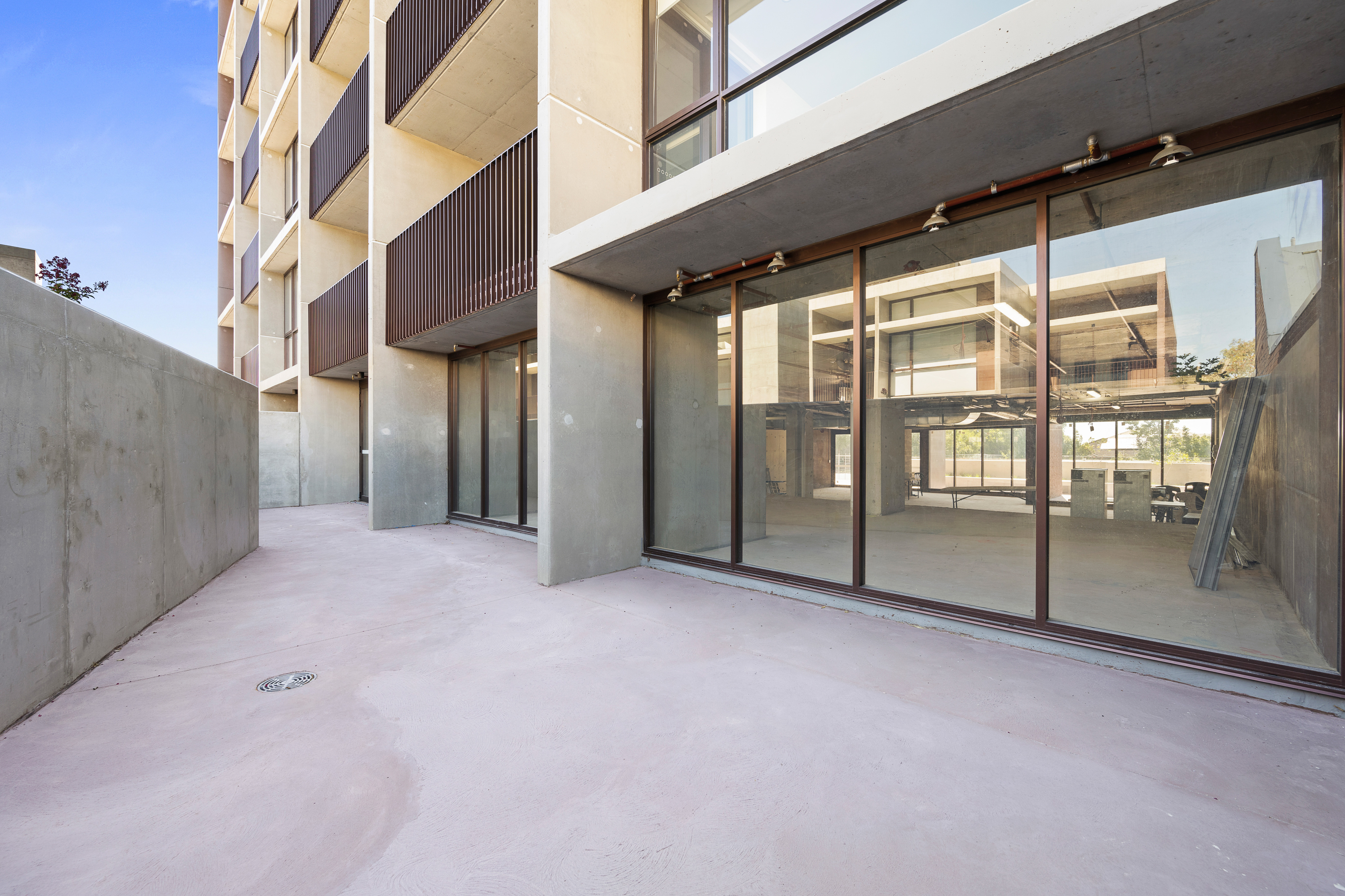 Brand New Retail, High Exposure Moorebank Location Ready Now!!!