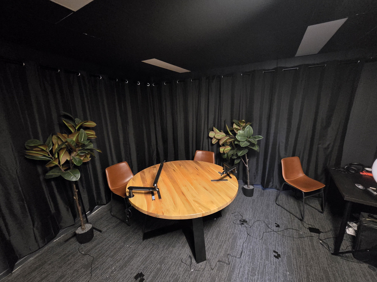 VERSATILE WAREHOUSE/OFFICE