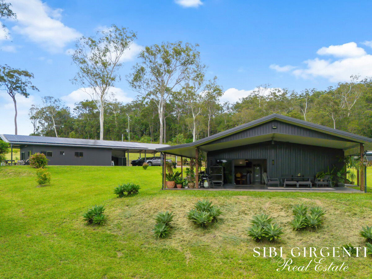 UNRIVALLED ACERAGE WITH UNIQUE RIVER FRONTAGE