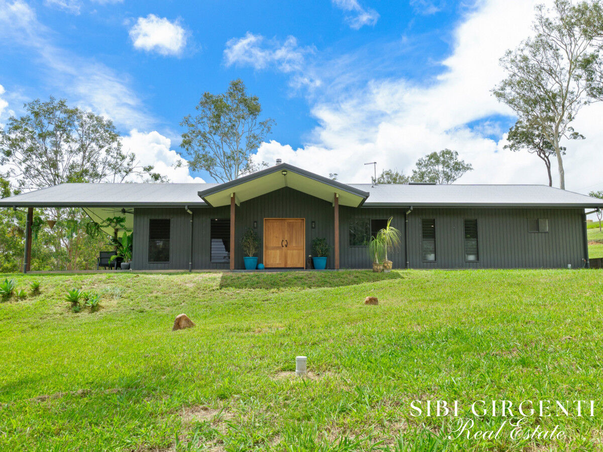UNRIVALLED ACERAGE WITH UNIQUE RIVER FRONTAGE