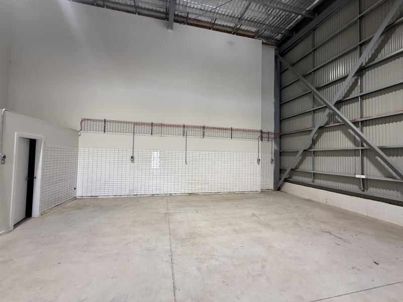 Prime Industrial Unit with Gas and 3 Phase Power!