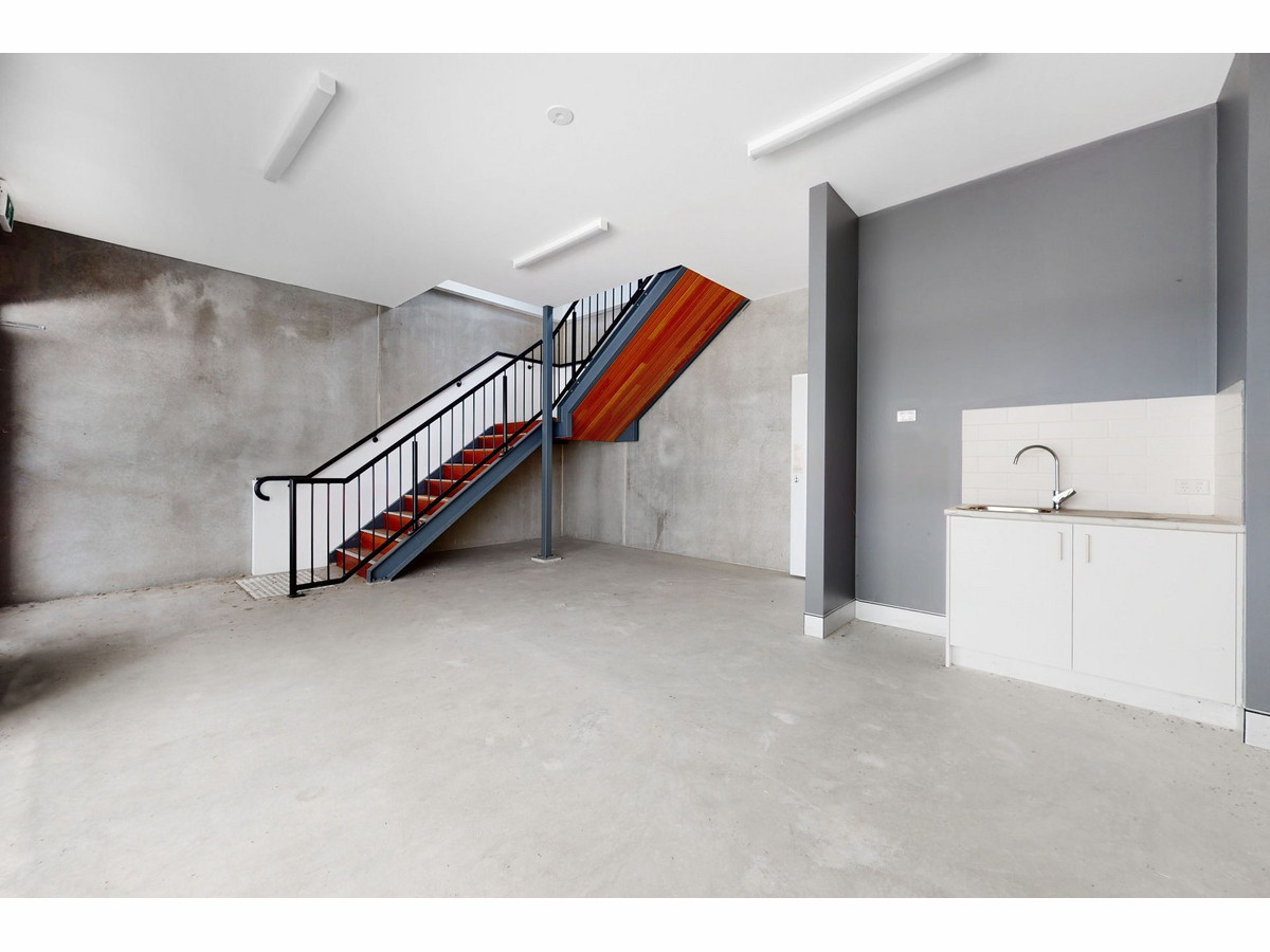 Medical Investment - Tilt Slab Office/Warehouse
