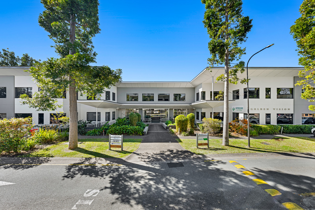 144sqm Premium Office Space + 77sqm Shared Area. Up to 5 Onsite Car Spaces.