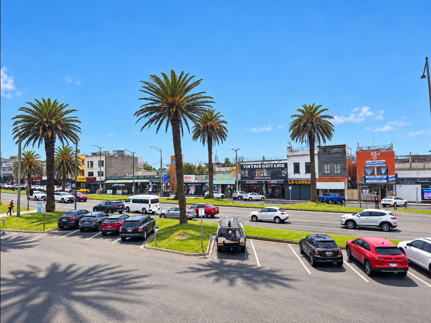 BEACHSIDE MAIN STREET  FIRST LEVEL - STREET FRONT OFFICE SPACES FOR LEASE