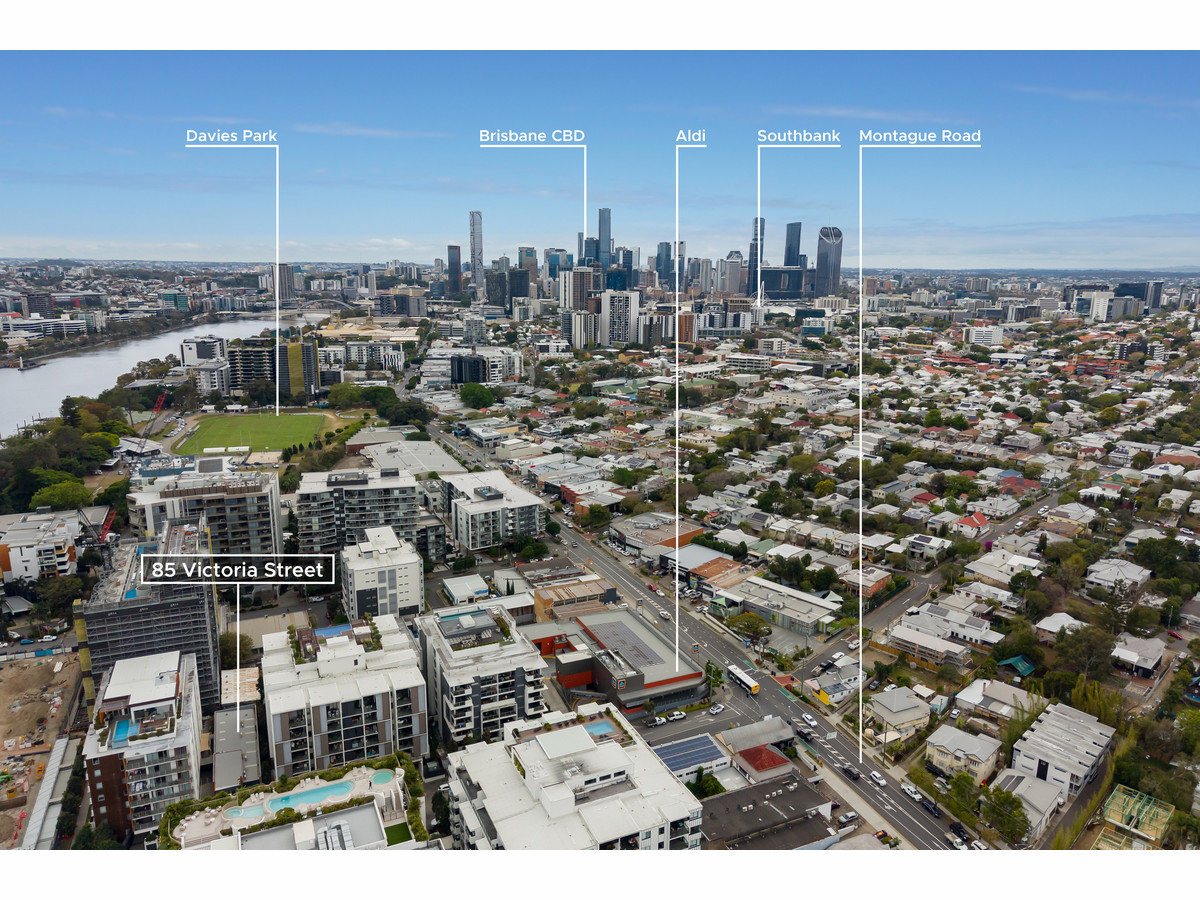 Riverside Office/Warehouse/Residence with Development Potential