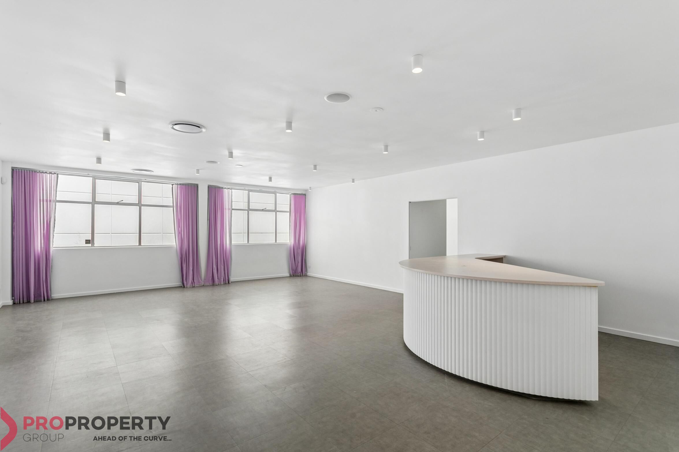 VERSATILE MOUNT HAWTHORN COMMERCIAL SPACE