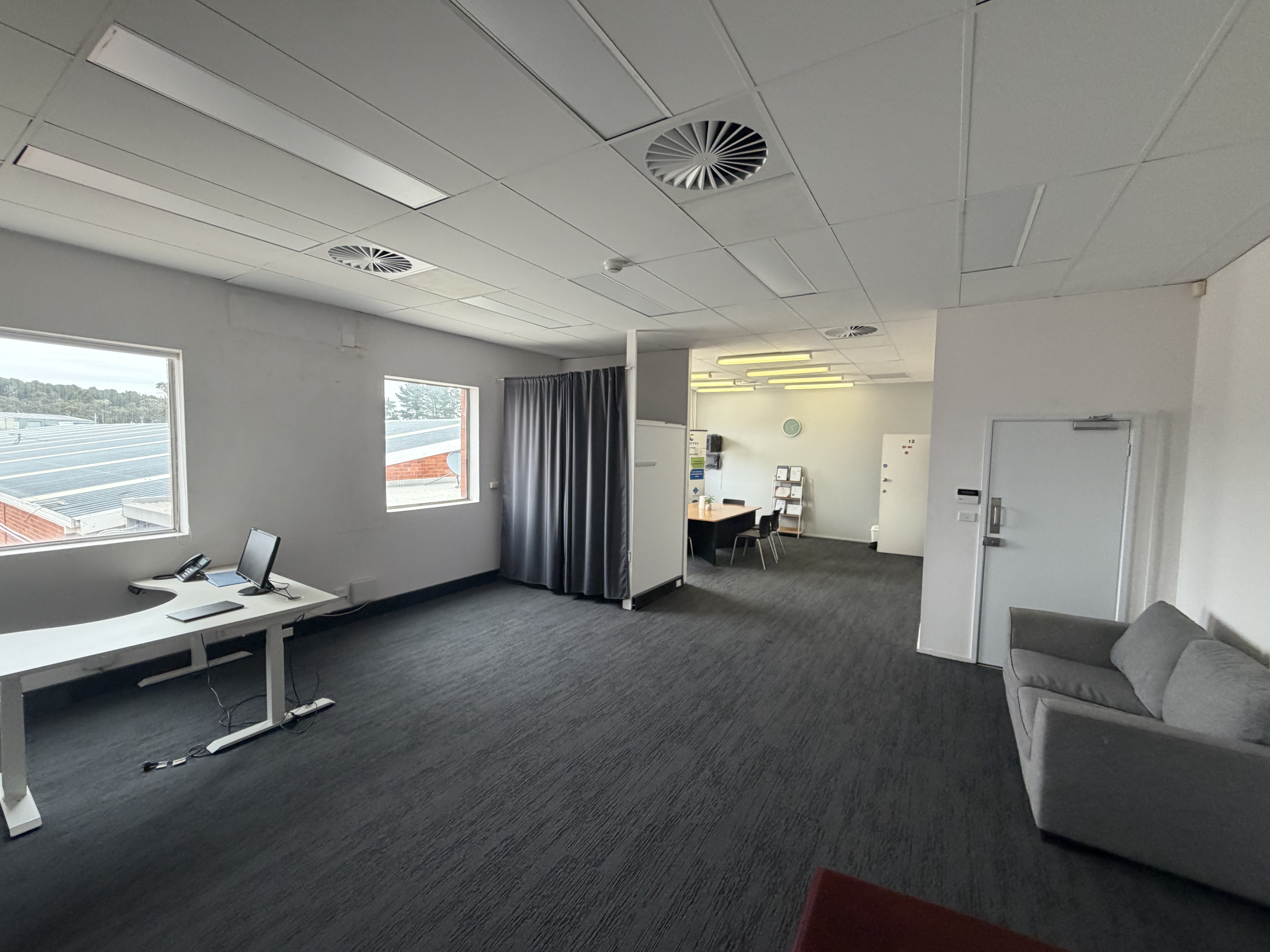 First Floor Office in Fyshwick