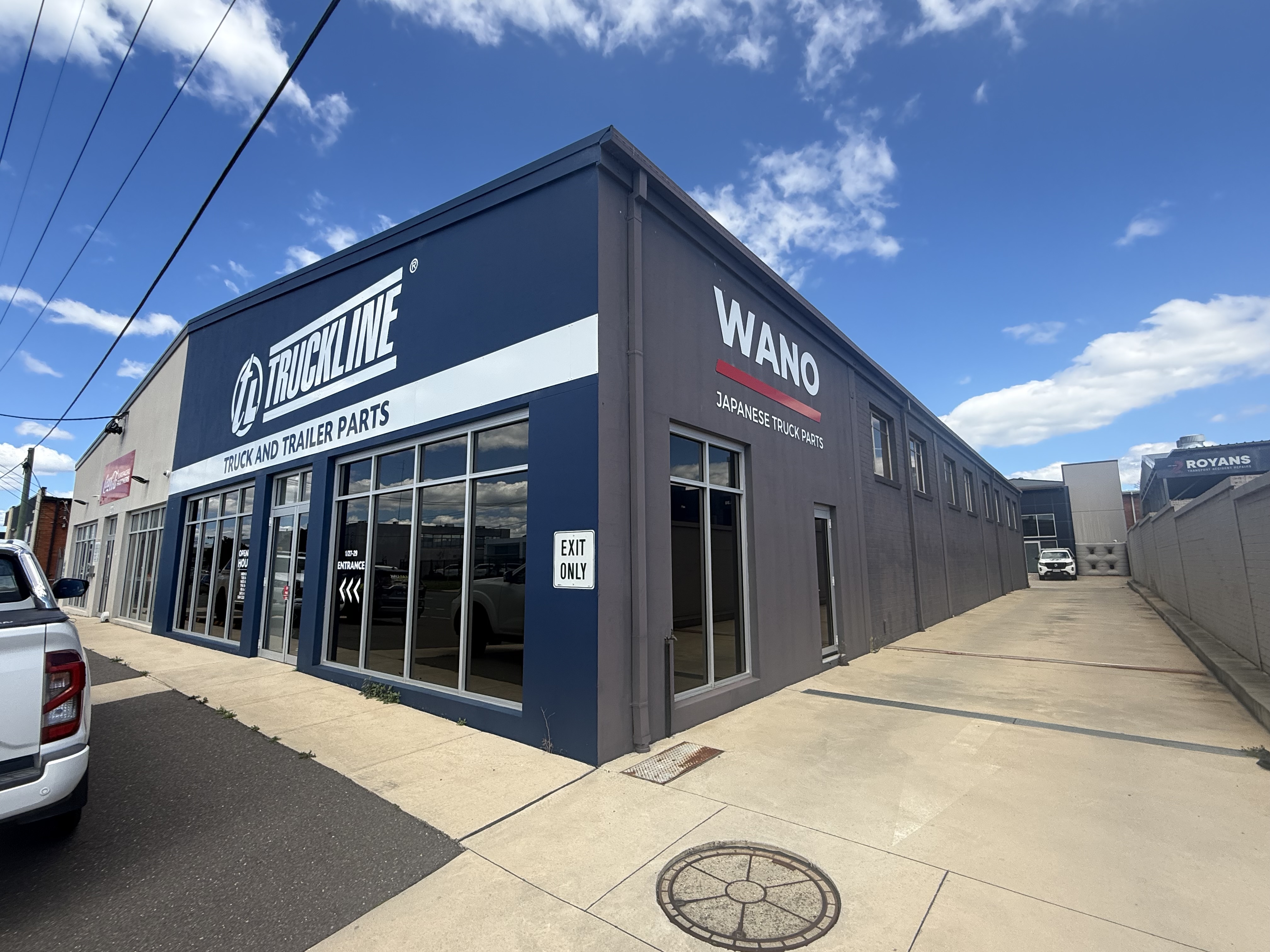 Premium Workshop & Showroom on Kembla Street