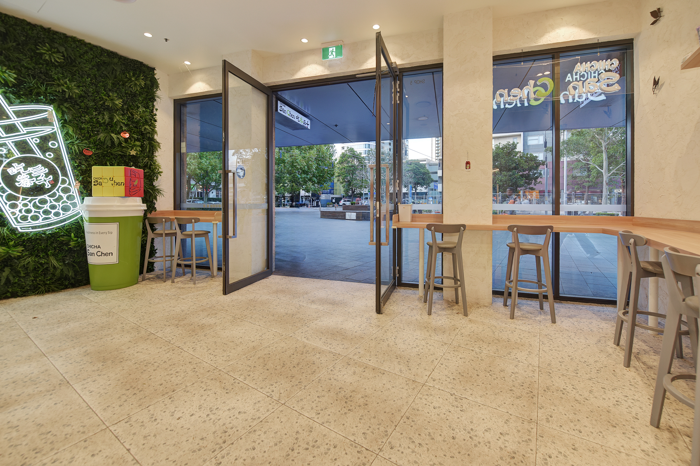 Flagship Food & Beverage Location in Rhodes Core Retail Precinct