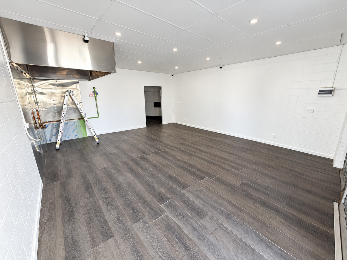 65sqm Retail Shop with Great Jacaranda Avenue Exposure