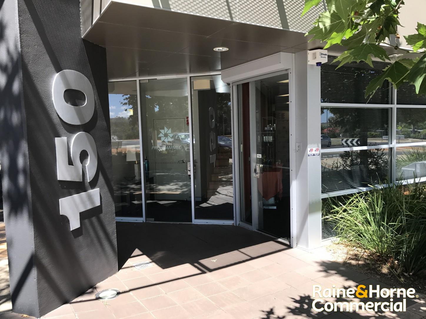 Central Office Space with Easy Access to Anywhere