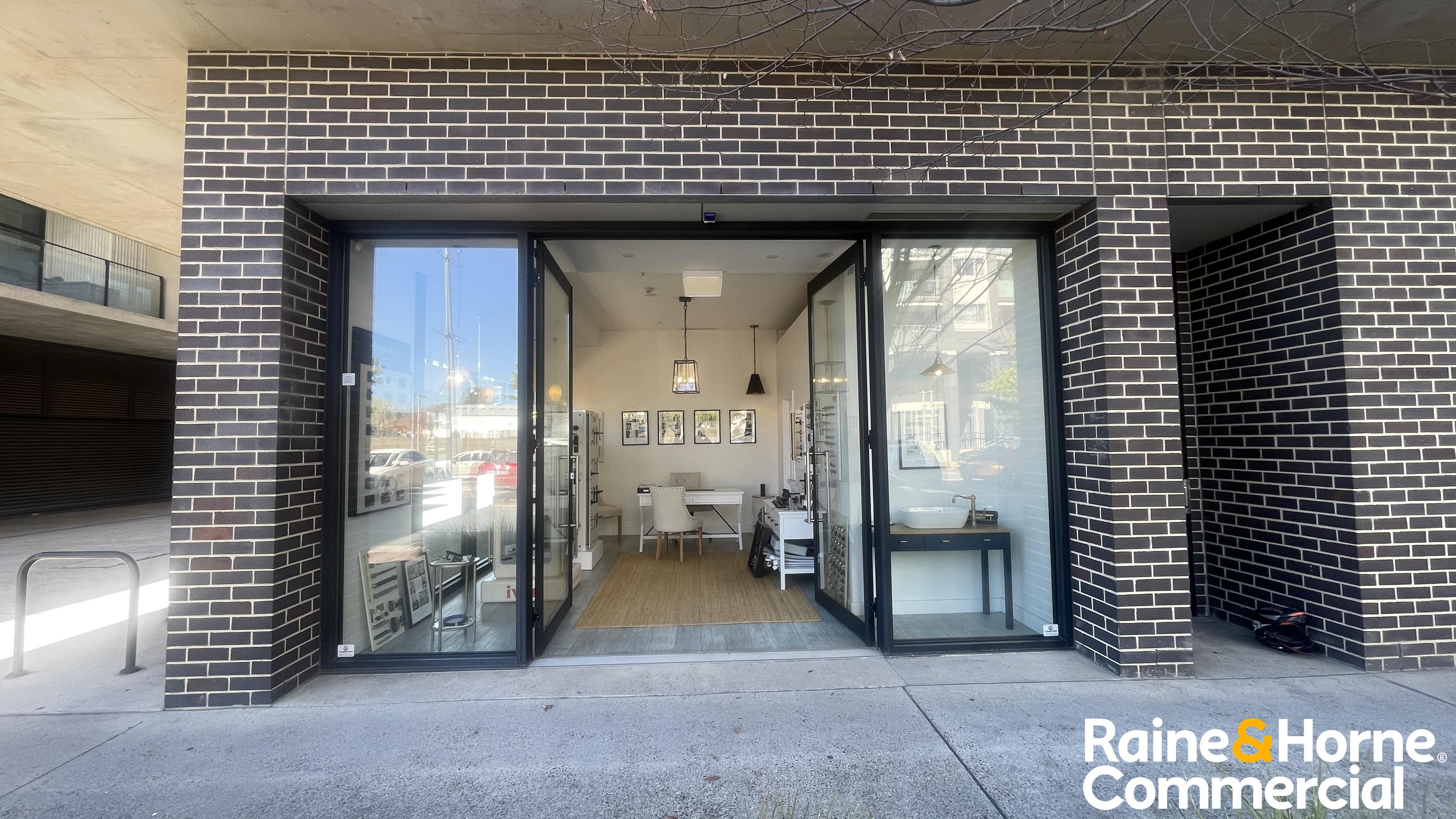 PRIME KINGSTON FORESHORE SHOPFRONT | 28 SQM | GARAGE & CAR SPACE