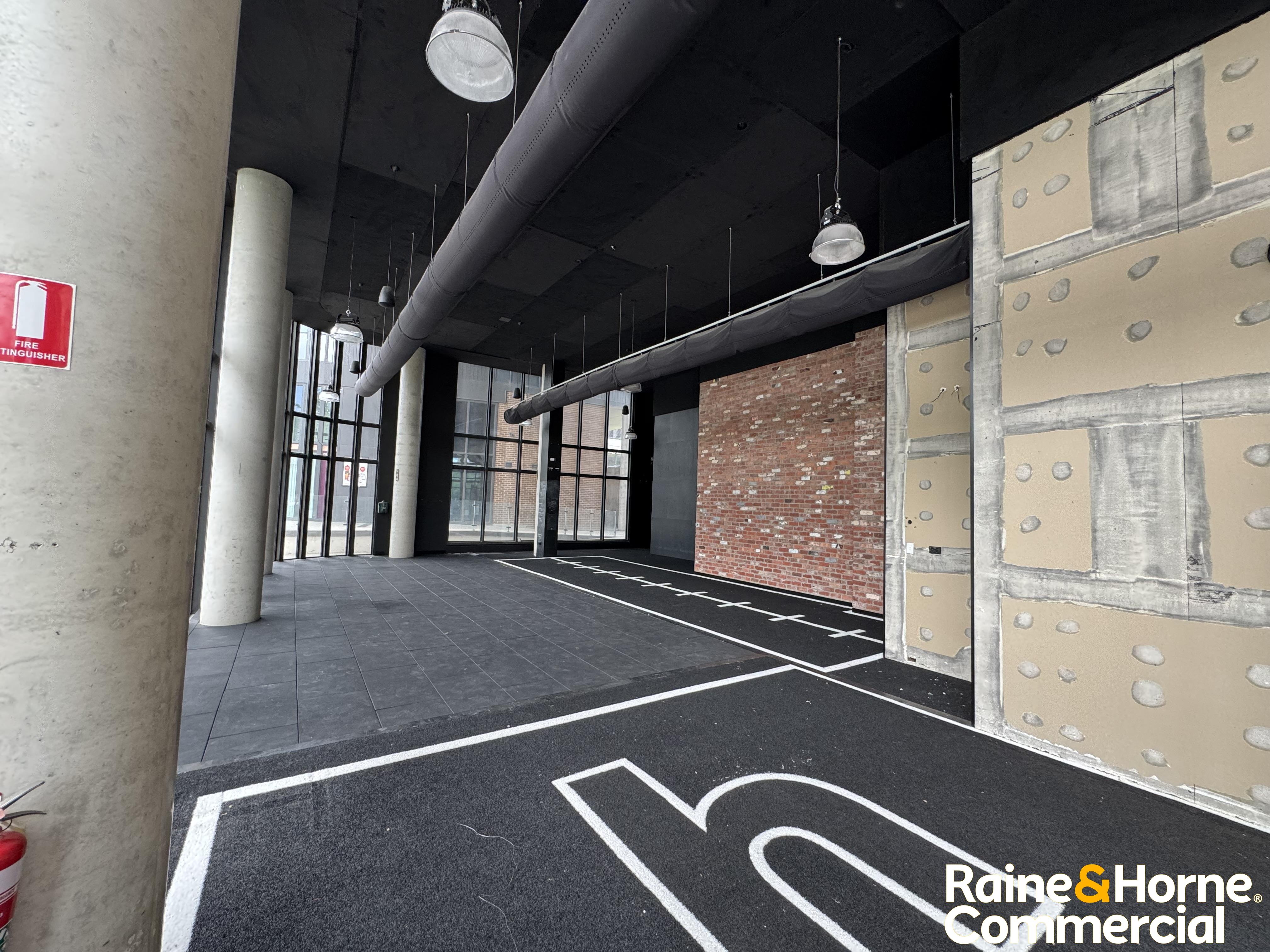 Modern Flexible Ground Floor Space with High Ceilings