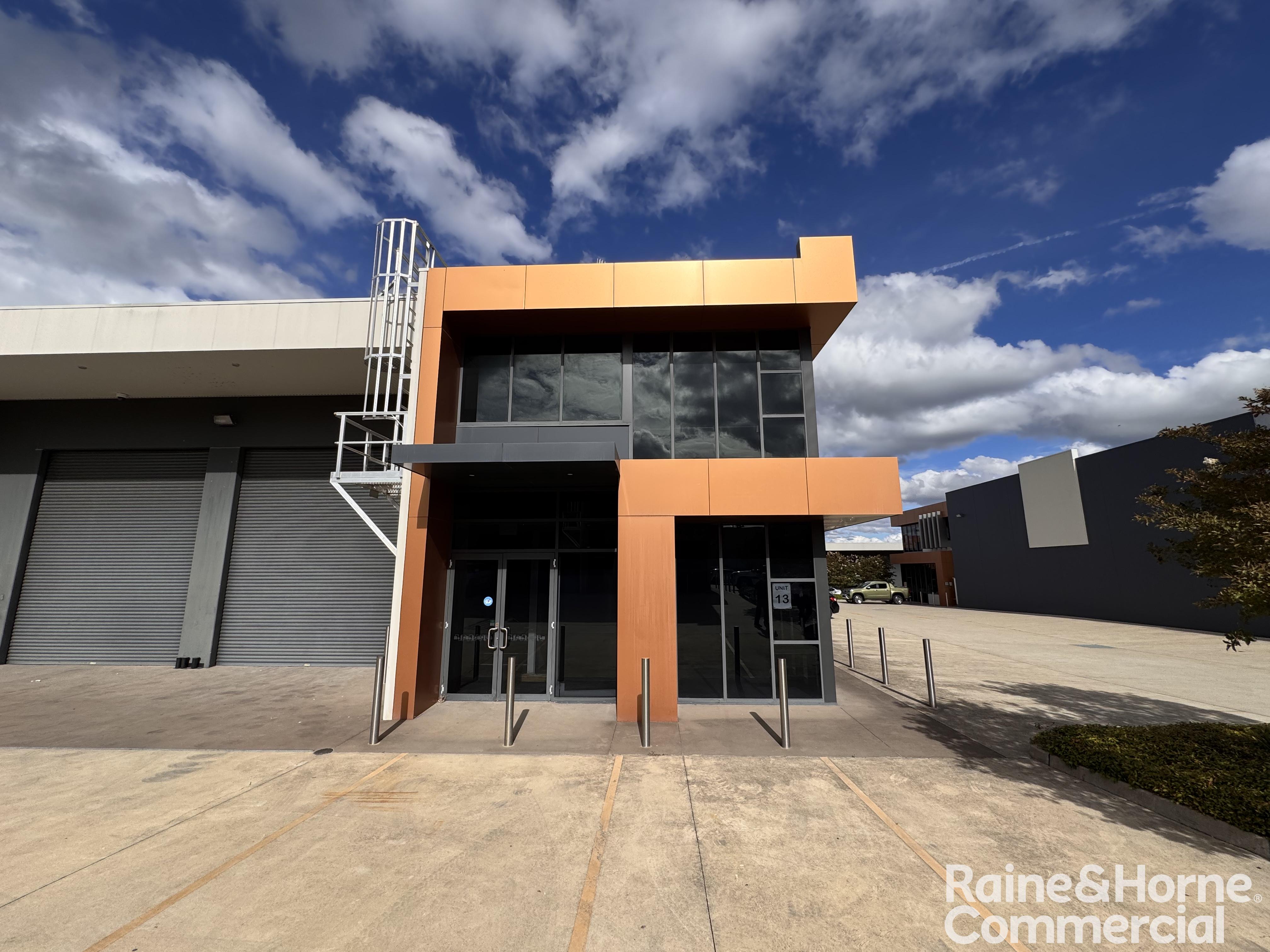 Functional Office/Warehouse in Established Industrial Precinct