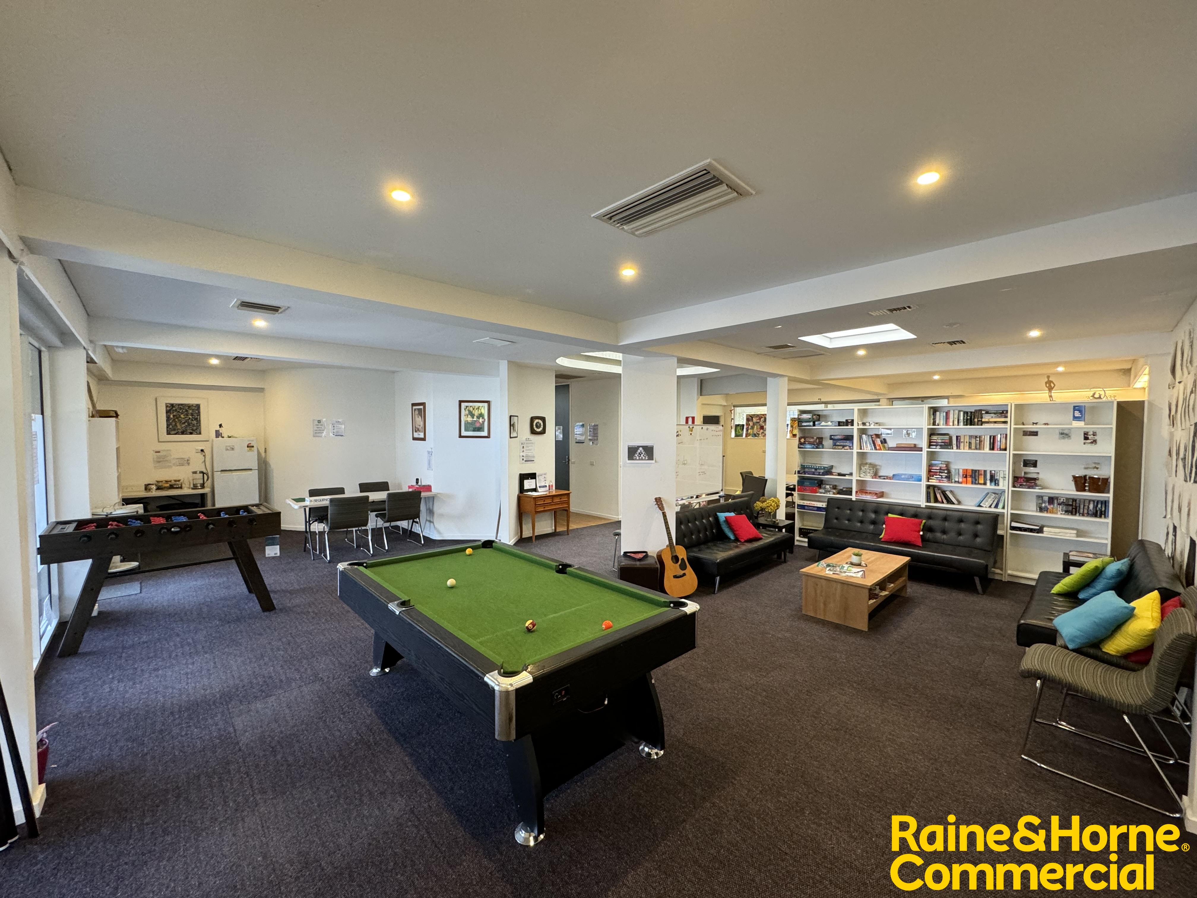 Ground Floor Office in Busy Group Centre Location
