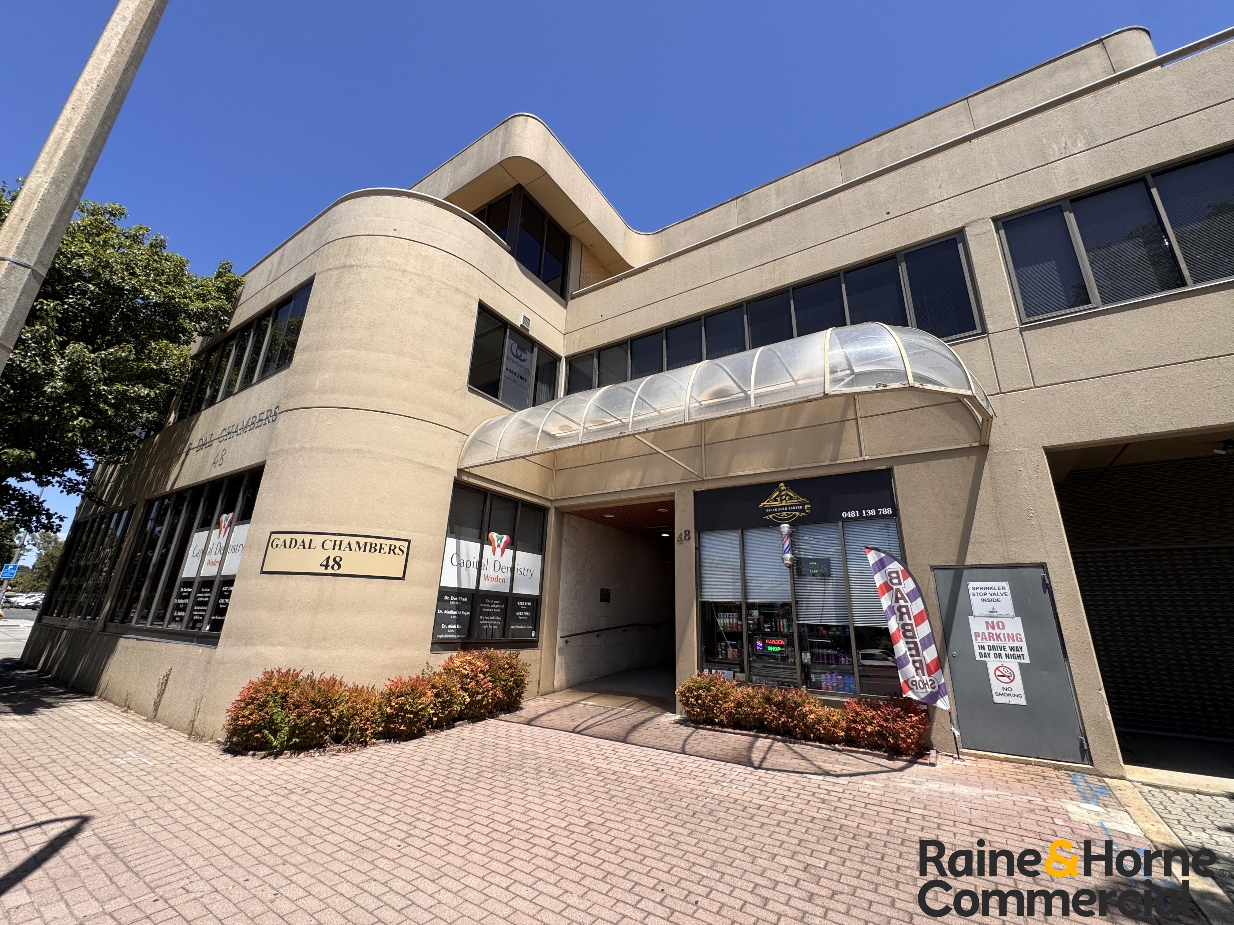 Well-Presented Office Suite in the Heart of Phillip