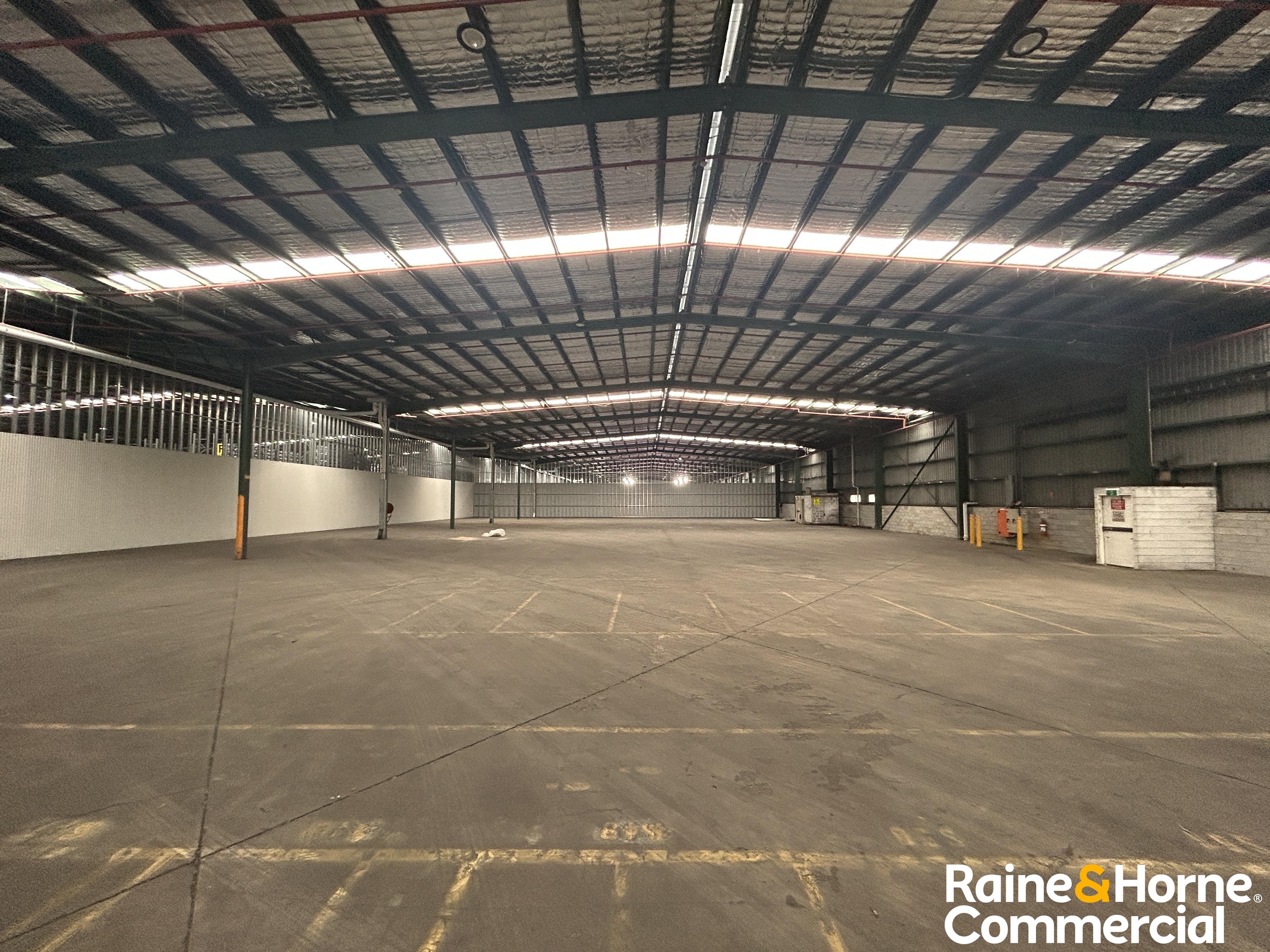 3600SQM | HIGH CLEARANCE | PRIME FYSHWICK LOCATION